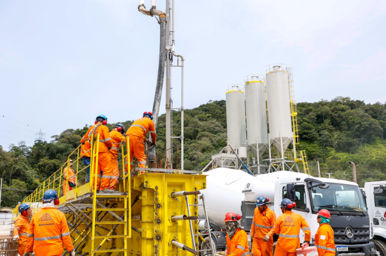 Paraná começa dezembro com recorde de 27,1 mil vagas nas Agências do Trabalhado